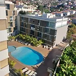 Highrise Madalenas Lejlighed