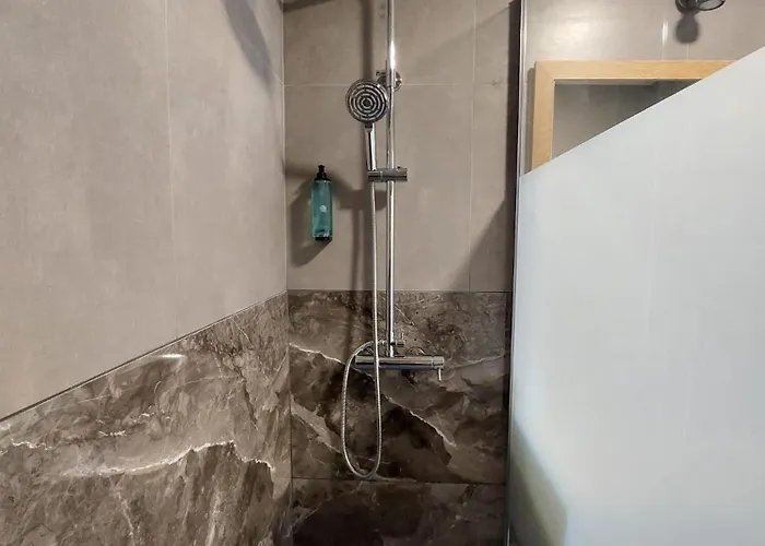 Highrise Madalenas 아파트 푼샬